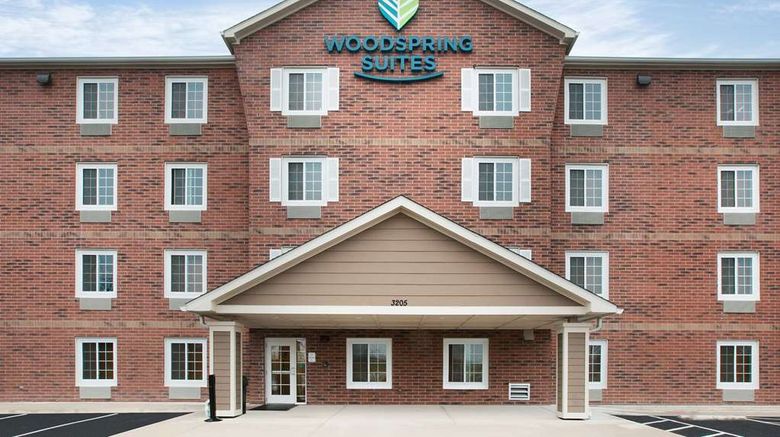 WoodSpring Suites Columbus Urbancrest Exterior. Images powered by <a href="https://iceportal.shijigroup.com" target="_blank" rel="noopener">Ice Portal</a>.