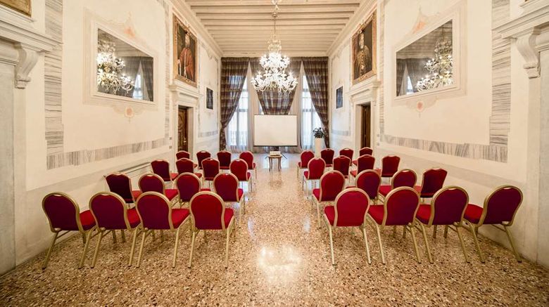 <b>NH Collection Grand Hotel Dei Dogi Meeting</b>. Images powered by <a href="https://iceportal.shijigroup.com/" title="IcePortal" target="_blank">IcePortal</a>.