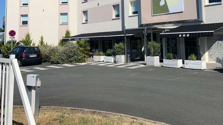 <b>Hotel Gardenia Yvrac Exterior</b>. Images powered by <a href="https://iceportal.shijigroup.com/" title="IcePortal" target="_blank">IcePortal</a>.