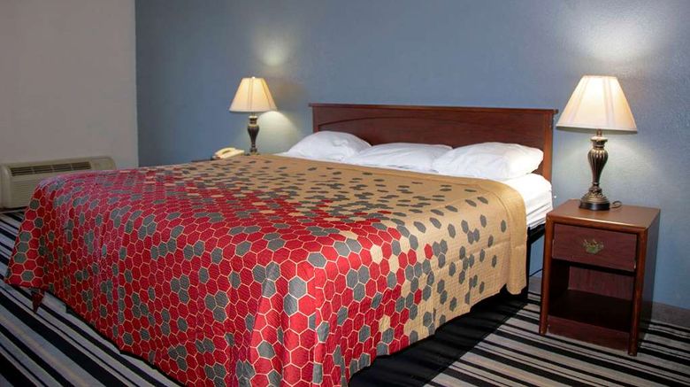 <b>Econo Lodge Ardmore Room</b>. Images powered by <a href="https://iceportal.shijigroup.com/" title="IcePortal" target="_blank">IcePortal</a>.