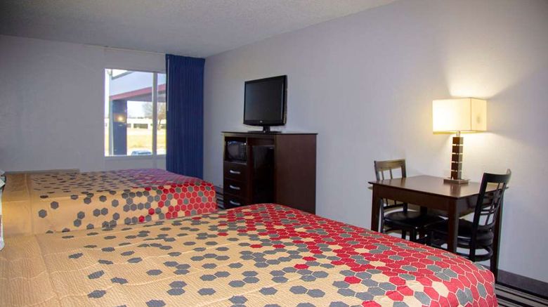 <b>Econo Lodge Ardmore Room</b>. Images powered by <a href="https://iceportal.shijigroup.com/" title="IcePortal" target="_blank">IcePortal</a>.