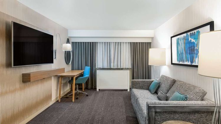 Sonesta Columbus Downtown Suite