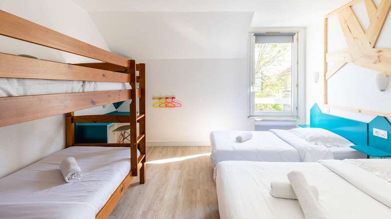 <b>East Hotel Strasbourg Room</b>. Images powered by <a href="https://iceportal.shijigroup.com/" title="IcePortal" target="_blank">IcePortal</a>.