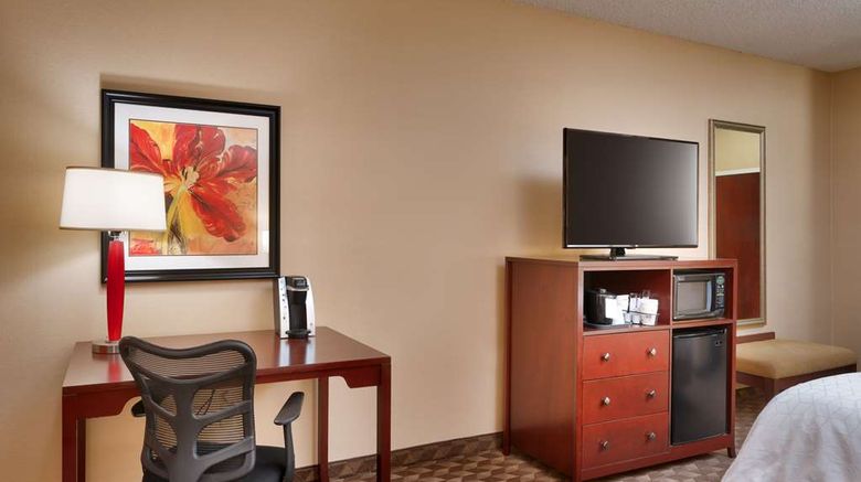 <b>Best Western Downtown Phoenix Room</b>. Images powered by <a href="https://iceportal.shijigroup.com/" title="IcePortal" target="_blank">IcePortal</a>.