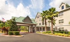 Country Inn Suites Tampa Fairgrounds