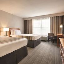 Country Inn & Suites Portage