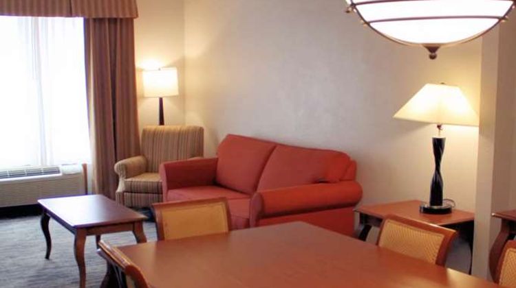 Country Inn & Suites BWI Airport Baltimore Suite