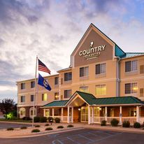 Country Inn & Suites Big Rapids