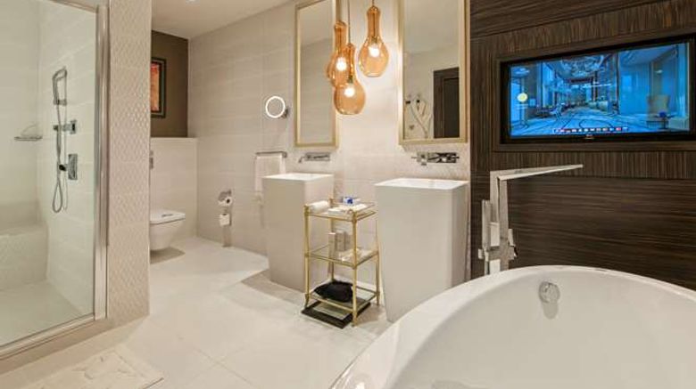 <b>Elite World Europe Hotel Suite</b>. Images powered by <a href="https://iceportal.shijigroup.com/" title="IcePortal" target="_blank">IcePortal</a>.