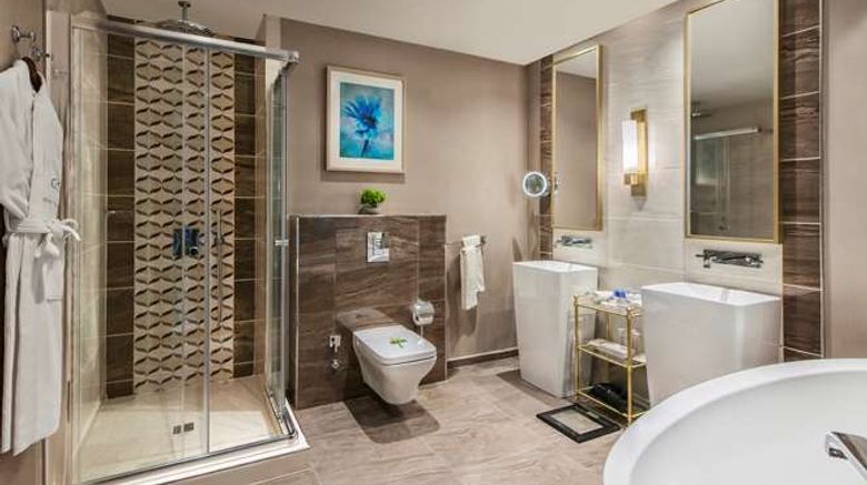 <b>Elite World Europe Hotel Suite</b>. Images powered by <a href="https://iceportal.shijigroup.com/" title="IcePortal" target="_blank">IcePortal</a>.