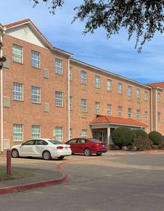 MainStay Suites Addison