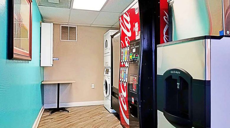 <b>Howard Johnson by Wyndham Houston Other</b>. Images powered by <a href="https://iceportal.shijigroup.com/" title="IcePortal" target="_blank">IcePortal</a>.