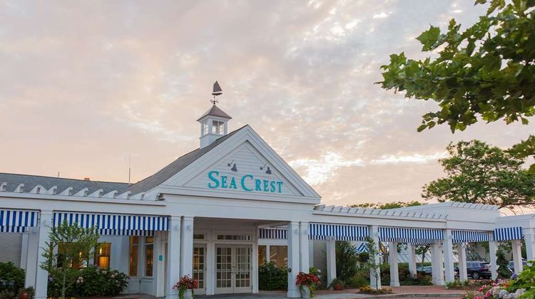 Sea Crest Oceanfront Resort Exterior
