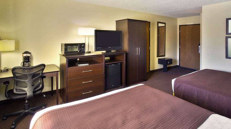 <b>Rodeway Inn Oshkosh Room</b>. Images powered by <a href="https://iceportal.shijigroup.com/" title="IcePortal" target="_blank">IcePortal</a>.