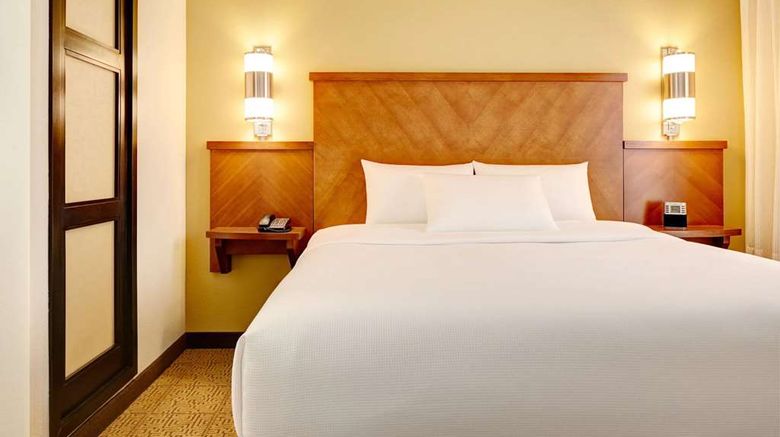 <b>Sonesta Select Tucson Airport Room</b>. Images powered by <a href="https://iceportal.shijigroup.com/" title="IcePortal" target="_blank">IcePortal</a>.