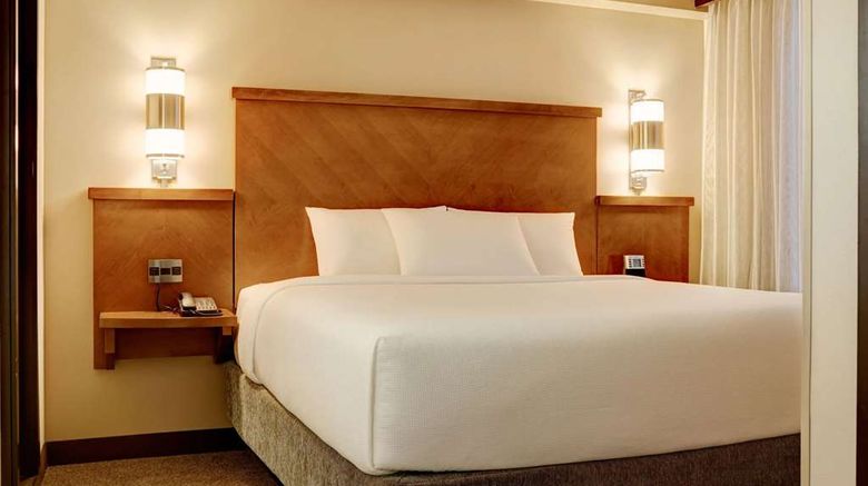 <b>Sonesta Select Tucson Airport Room</b>. Images powered by <a href="https://iceportal.shijigroup.com/" title="IcePortal" target="_blank">IcePortal</a>.