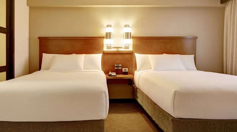 <b>Sonesta Select Tucson Airport Room</b>. Images powered by <a href="https://iceportal.shijigroup.com/" title="IcePortal" target="_blank">IcePortal</a>.