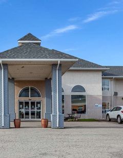 Quality Inn & Stes Edmonton Intl Airport