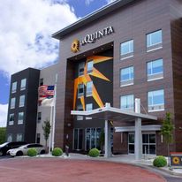 La Quinta Inn & Suites by Wyndham