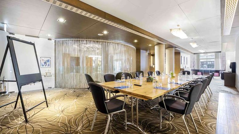 <b>DoubleTree by Hilton London Kensington Meeting</b>. Images powered by <a href="https://iceportal.shijigroup.com/" title="IcePortal" target="_blank">IcePortal</a>.