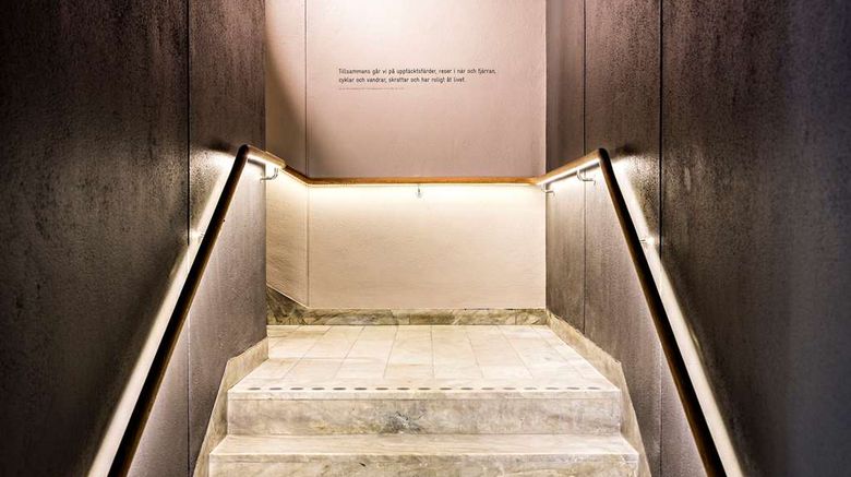 <b>Comfort Hotel City Lobby</b>. Images powered by <a href="https://iceportal.shijigroup.com/" title="IcePortal" target="_blank">IcePortal</a>.