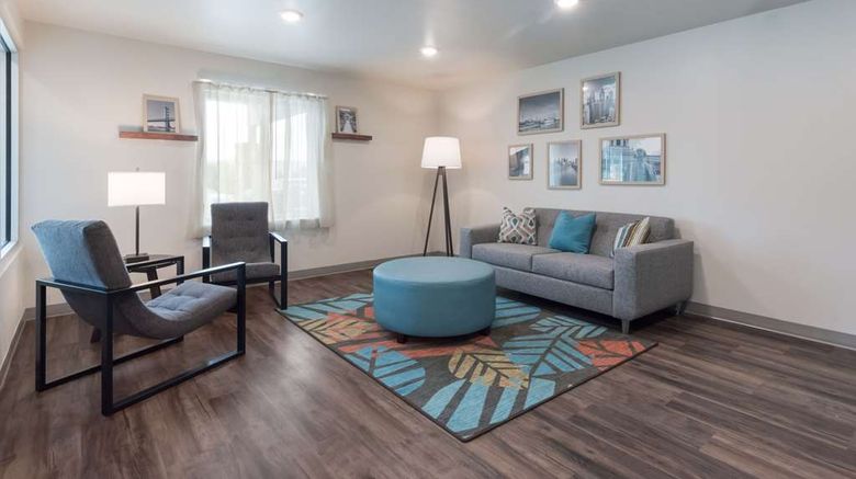 <b>WoodSpring Suites Philadelphia Northeast Lobby</b>. Images powered by <a href="https://iceportal.shijigroup.com/" title="IcePortal" target="_blank">IcePortal</a>.