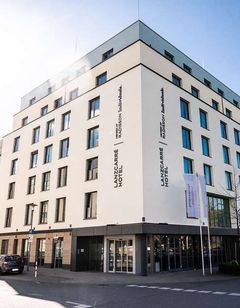 LanzCarre Hotel, Radisson Individuals