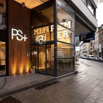 Premier Suites Plus Antwerp