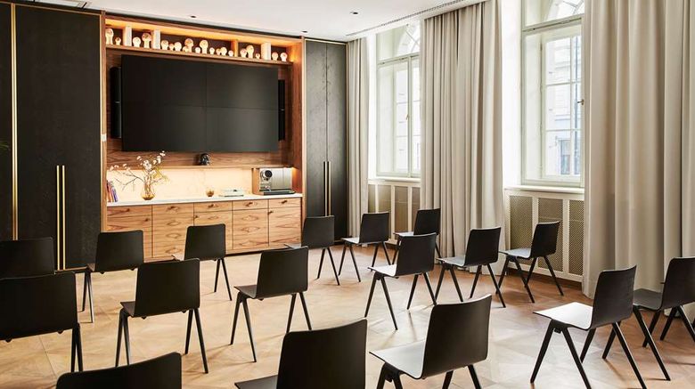 <b>ANdAZ Prague Meeting</b>. Images powered by <a href="https://iceportal.shijigroup.com/" title="IcePortal" target="_blank">IcePortal</a>.
