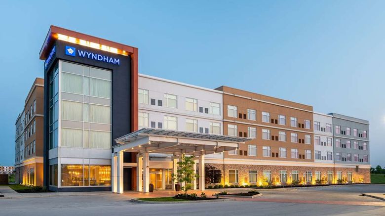 <b>Wyndham Westfield- Indianapolis Exterior</b>. Images powered by <a href="https://iceportal.shijigroup.com/" title="IcePortal" target="_blank">IcePortal</a>.