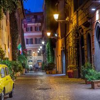 Art by the Spanish Steps