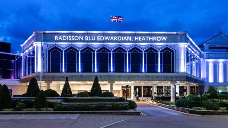 <b>Radisson Blu Edwardian Heathrow Exterior</b>. Images powered by <a href="https://iceportal.shijigroup.com/" title="IcePortal" target="_blank">IcePortal</a>.
