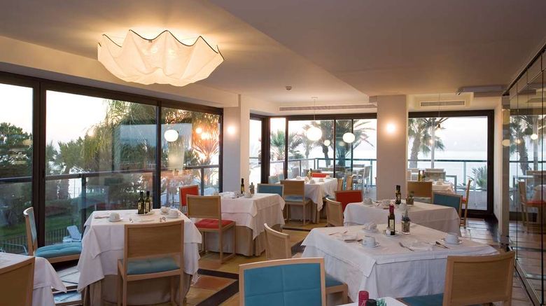 <b>Parador de Mojacar Restaurant</b>. Images powered by <a href="https://iceportal.shijigroup.com/" title="IcePortal" target="_blank">IcePortal</a>.