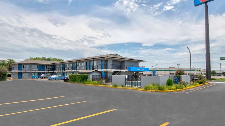 <b>Motel 6 Jonesboro AR Exterior</b>. Images powered by <a href="https://iceportal.shijigroup.com/" title="IcePortal" target="_blank">IcePortal</a>.