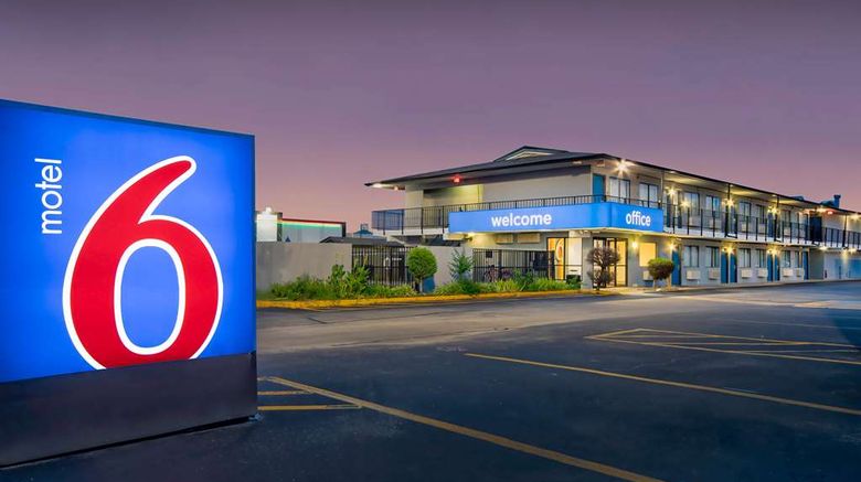 <b>Motel 6 Jonesboro AR Exterior</b>. Images powered by <a href="https://iceportal.shijigroup.com/" title="IcePortal" target="_blank">IcePortal</a>.