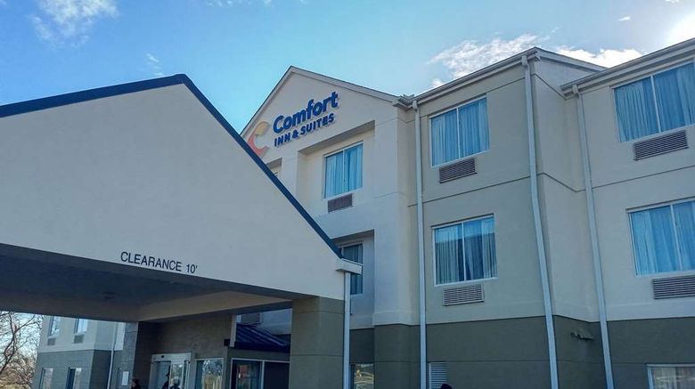 Comfort Inn  and  Suites Exterior. Images powered by <a href="https://iceportal.shijigroup.com" target="_blank" rel="noopener">Ice Portal</a>.