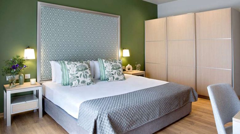 <b>Bucharest Central Suite</b>. Images powered by <a href="https://iceportal.shijigroup.com/" title="IcePortal" target="_blank">IcePortal</a>.