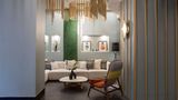 <b>Bucharest Central Lobby</b>. Images powered by <a href="https://iceportal.shijigroup.com/" title="IcePortal" target="_blank">IcePortal</a>.