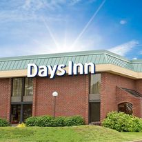 Days Inn by Wyndham Rolla