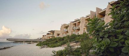 La Casa de la Playa Exterior