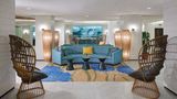 Waikiki Beachcomber by Outrigger Lobby
