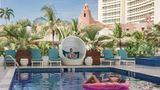 Waikiki Beachcomber by Outrigger Pool