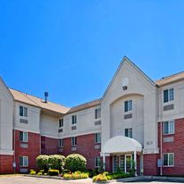 MainStay Suites