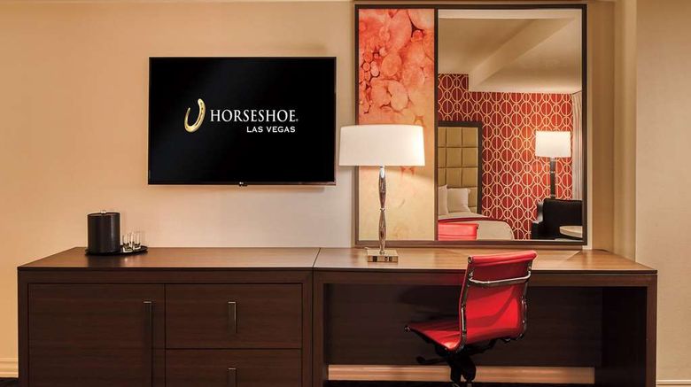 <b>Horseshoe Las Vegas Suite</b>. Images powered by <a href="https://iceportal.shijigroup.com/" title="IcePortal" target="_blank">IcePortal</a>.