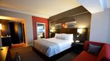 <b>Armon Plaza Montreal Arpt-Trademark Coll Room</b>. Images powered by <a href="https://iceportal.shijigroup.com/" title="IcePortal" target="_blank">IcePortal</a>.