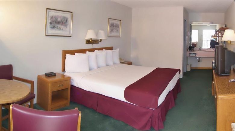 <b>Americas Best Value Inn St Ignace Room</b>. Images powered by <a href="https://iceportal.shijigroup.com/" title="IcePortal" target="_blank">IcePortal</a>.