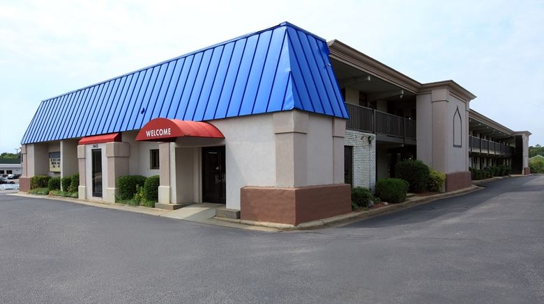 <b>Americas Best Value Inn North Capital Exterior</b>. Images powered by <a href="https://iceportal.shijigroup.com/" title="IcePortal" target="_blank">IcePortal</a>.