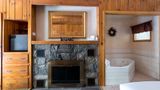 <b>Americas Best Value Inn & Suites Suite</b>. Images powered by <a href="https://iceportal.shijigroup.com/" title="IcePortal" target="_blank">IcePortal</a>.