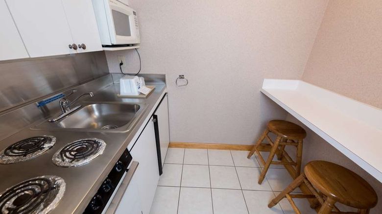 <b>Americas Best Value Inn & Suites Room</b>. Images powered by <a href="https://iceportal.shijigroup.com/" title="IcePortal" target="_blank">IcePortal</a>.