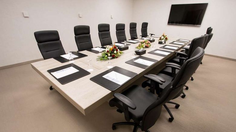 <b>Golden Tulip El Mechtel Tunis Meeting</b>. Images powered by <a href="https://iceportal.shijigroup.com/" title="IcePortal" target="_blank">IcePortal</a>.